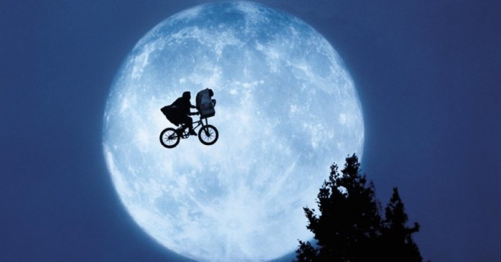 E.T.: The Extra-Terrestrial (1982)