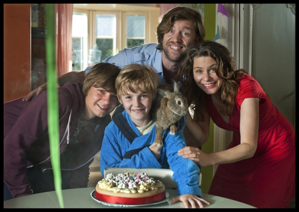 Life According to Nino (2014, Waterland/Family Affair/Attraction)