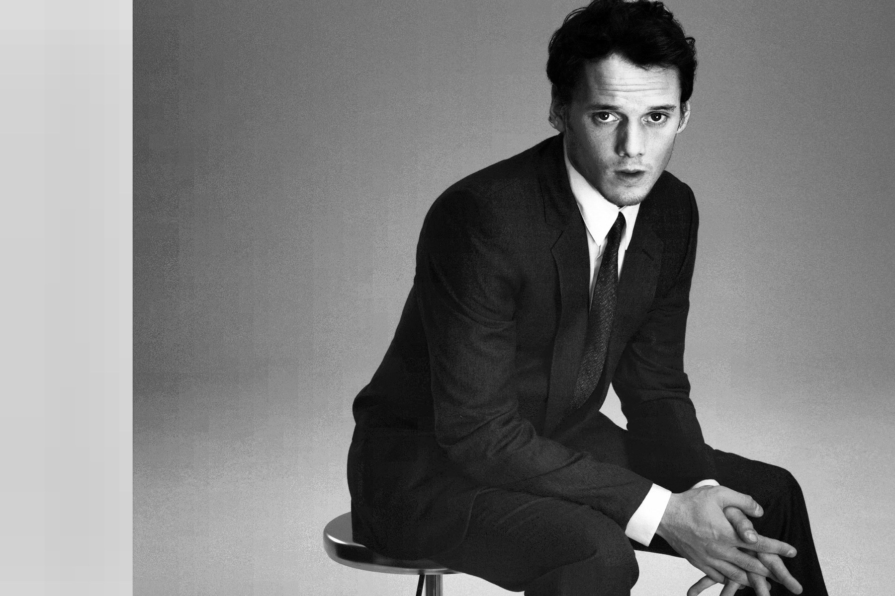 anton-yelchin-wallpaper