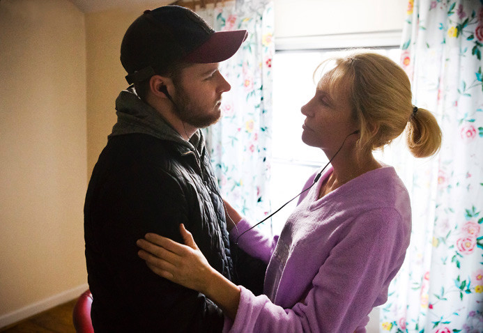 glassland-still1-jackreynor-tonicollette-bypatredmond-2014-11-25-06-06-15am