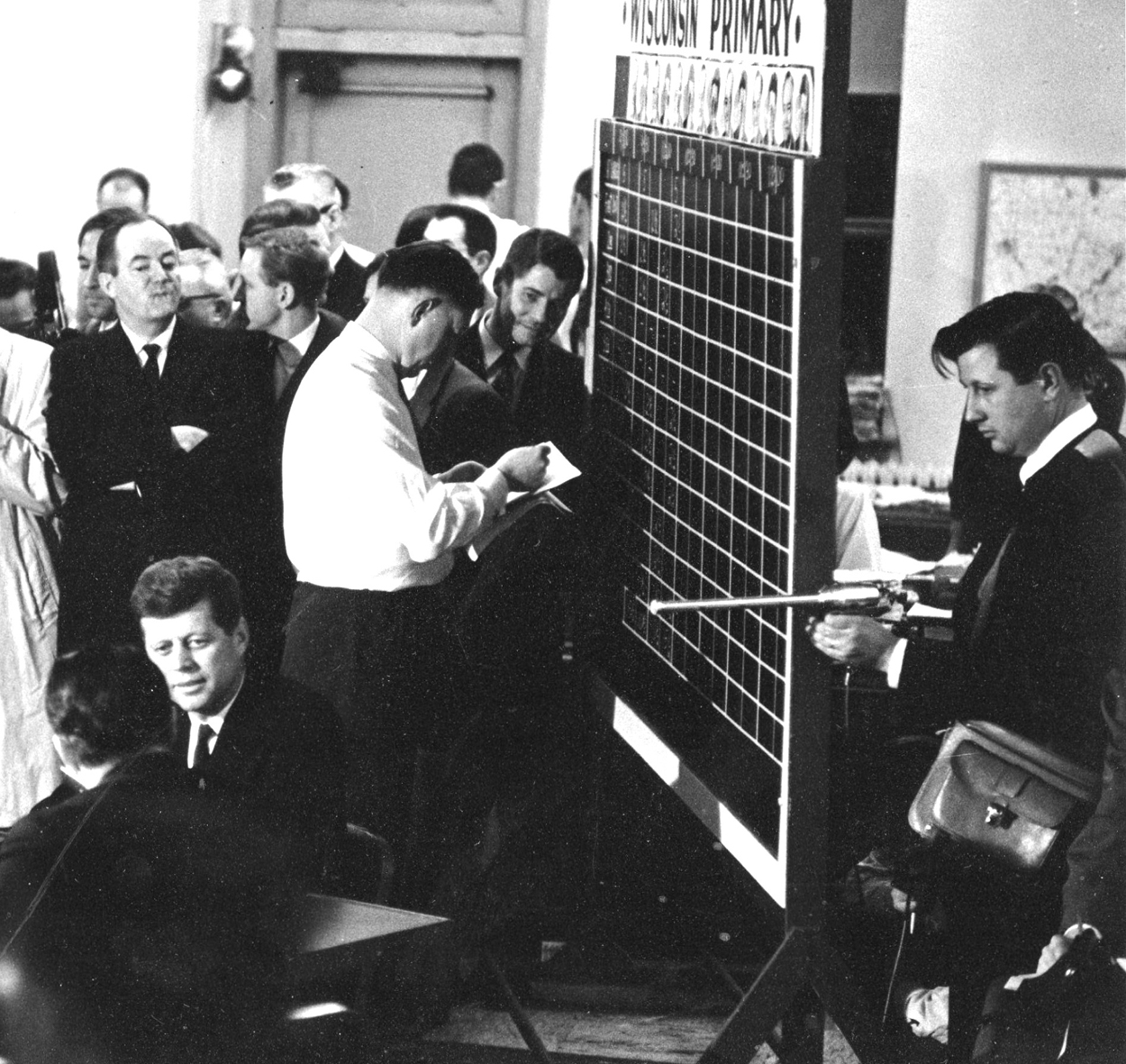 robert-drew-primary-mic