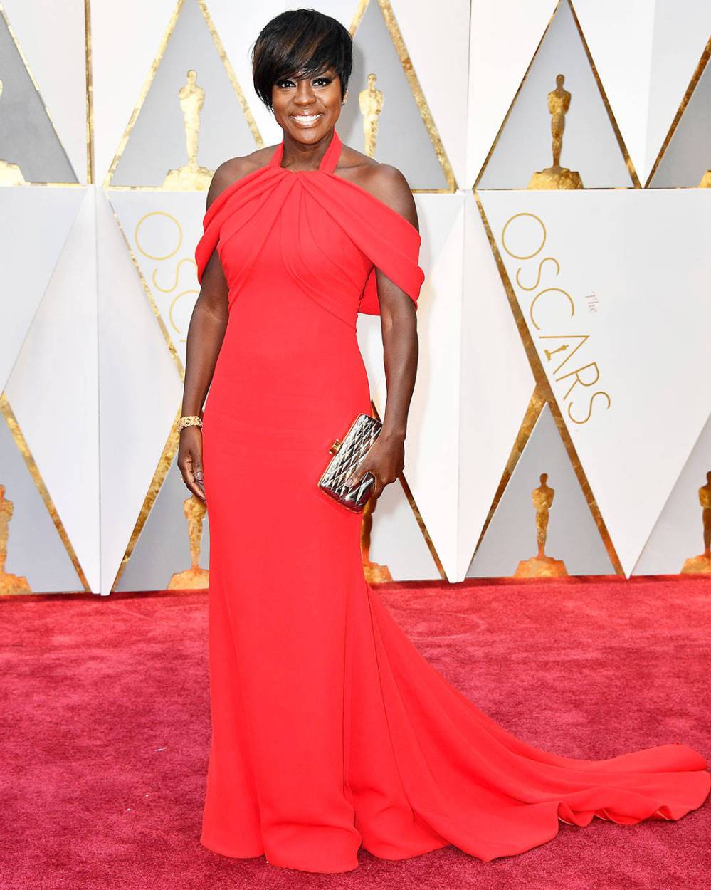 rs_1080x1350-170226165527-1080-viola-davis-oscars-hollywood-kg-022617