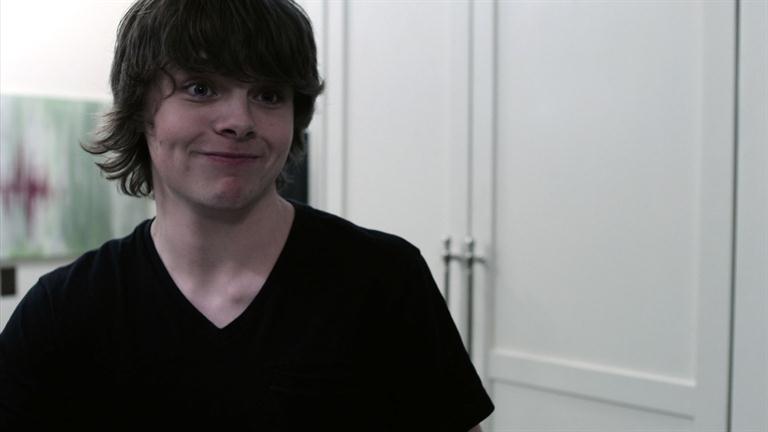 starvinginsuburbia_prettygirls_hd_768x432-16x9